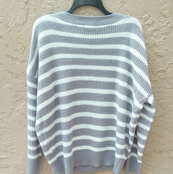 JESSICA SIMPSON
Striped Ribbed Knit Sweater - Picture 6 of 6